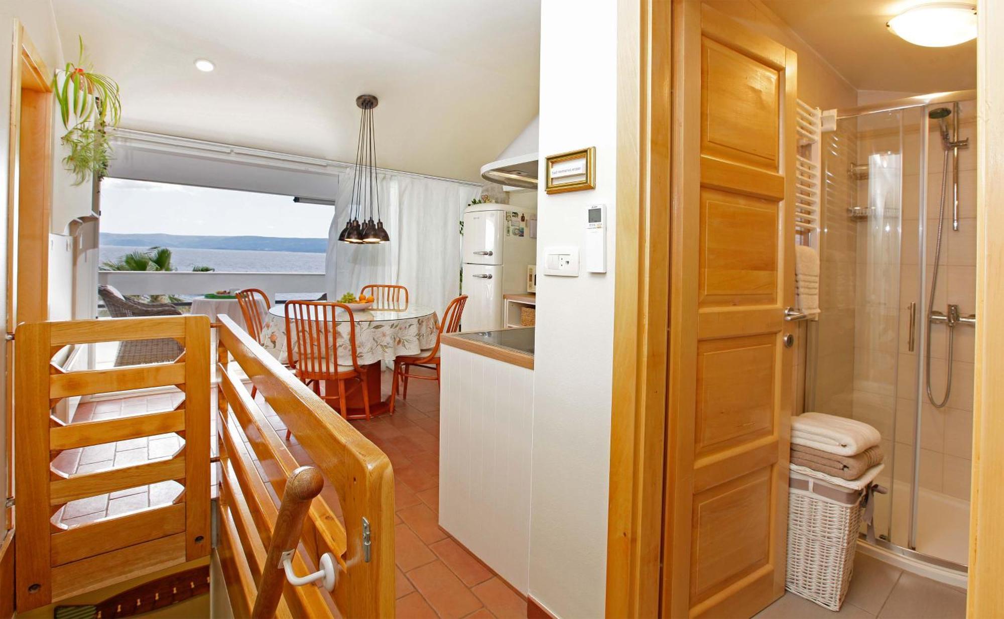 Amazing Waterfront Apartments Bol Esterno foto